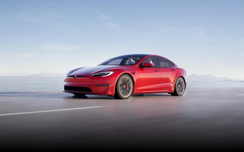 Tesla tarik 7.600 unit Model S dan X produkasi 2021 karena masalah airbag.