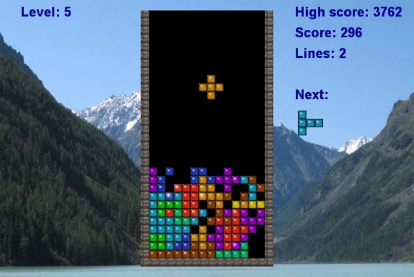 Menonton film Tetris kemungkinan besar akan memberi Anda dorongan untuk kembali bermain gim Tetris. Ada banyak opsi gim yang  memindahkan balok-balok ini untuk Anda mainkan.
