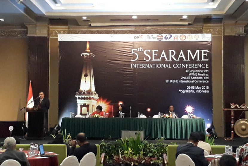 The 5th Searame International Conference in Conjuction with WFME Meeting di Sheraton Hotel Yogyakarta, Senin (7/5).
