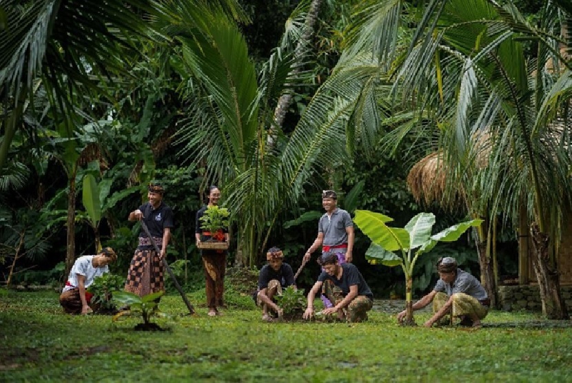 The Apurva Kempinski Bali mengumumkan peluncuran Apurva Kempinski Sustainable Agriculture Program. Sustainable Agriculture Program adalah inisiatif pelatihan pertanian yang komprehensif dimana Apurva mendukung praktik pertanian regenerative melalui kolaborasi dengan Samsara Living Museum. 