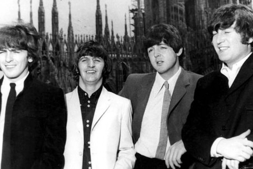 Grup musik The Beatlies. Salah satu personel, Paul McCartney, mengatakan album terkahir The Beatles akan diluncurkan tahun ini menggunakan teknologi AI.