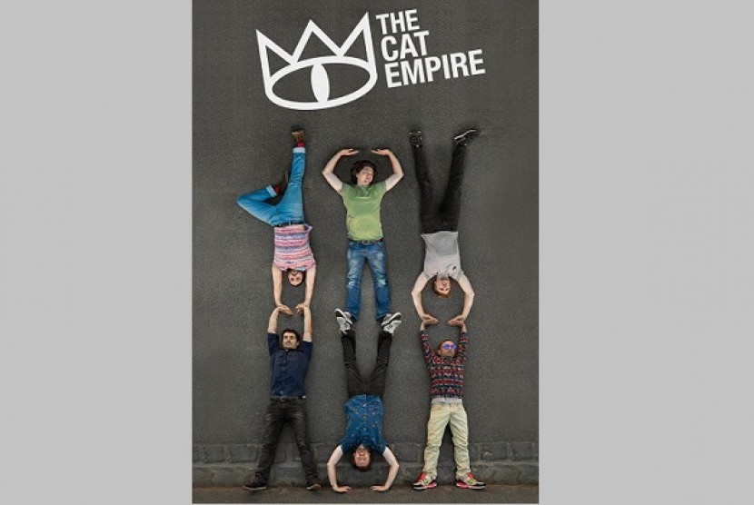 The Cat Empire performs in Jakarta on Saturday night, Nov 8, 2014.