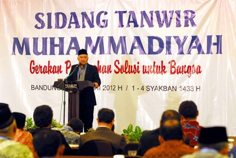 The Chairman of Muhammadiyah, Din Syamsuddin, during the closing ceremony of Muhammadiyah Convention  in Bandung, Sunday.  