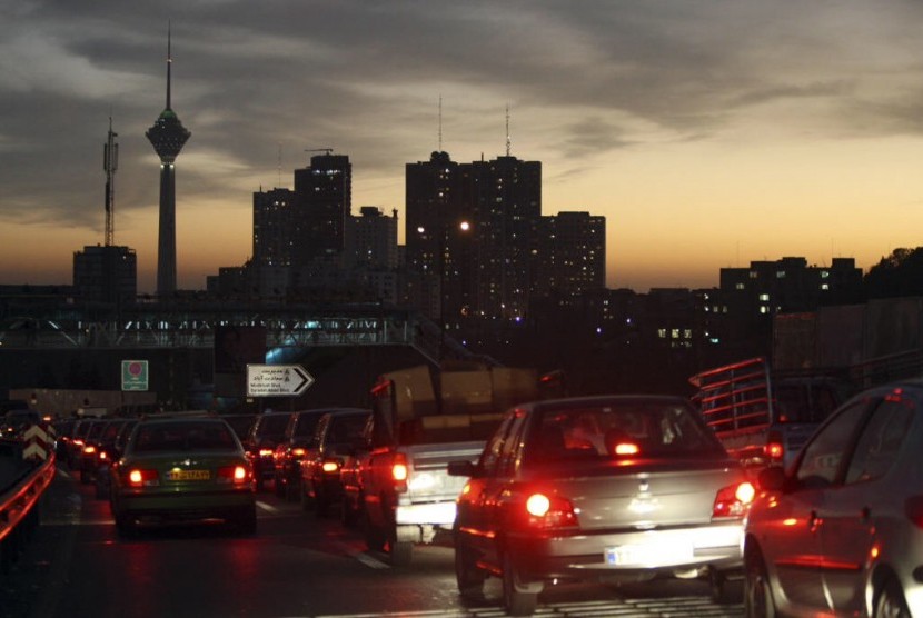 The current capital city of Iran, Tehran, during night. (File photo)