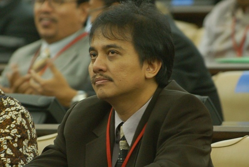 The Minister of Youth and Sports appointee, Roy Suryo (file photo)  