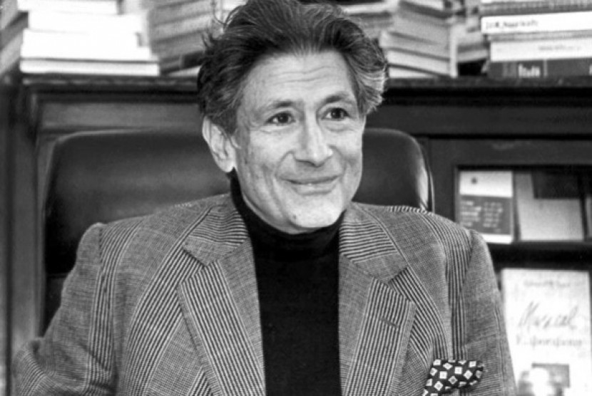  The respected Palestinian-American academic Edward William Said (file photo)