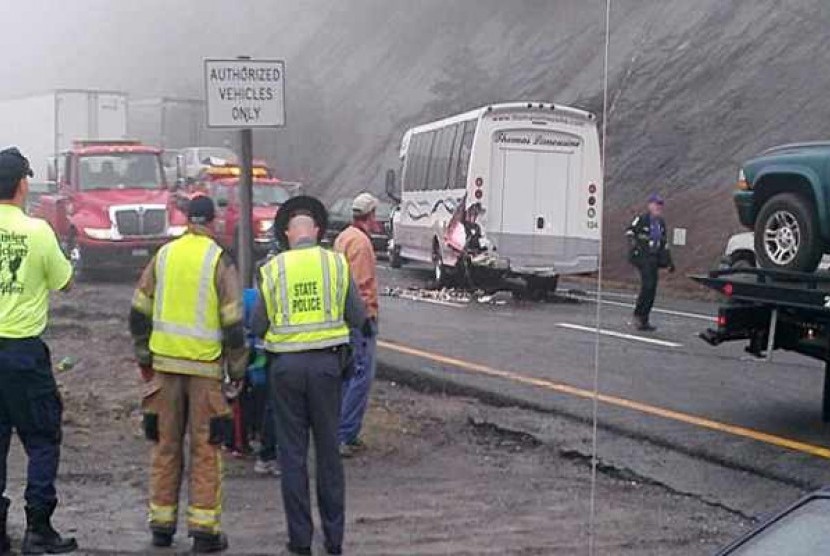     This image provided by WXII Channel 12 news, shows the scene following a 75-vehicle pileup on Interstate 77 near the Virginia-North Carolina border in Galax, Va., March 31.
