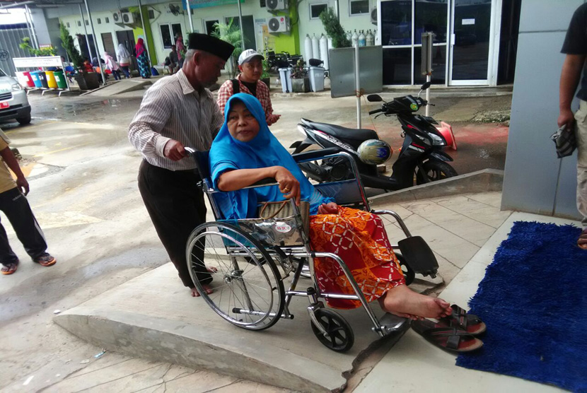 Tidak ada TPS keliling di RSUD Kabupaten Bekasi. Pasien tidak dapat menyalurkan hak pilih