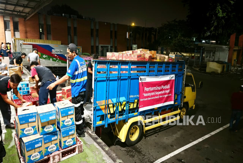 Tiga ton bantuan tahap kedua yang ditujukan bagi masyarakat terdampak banjir dan longsor di Aceh dan sejumlah wilayah lain di Sumatera.