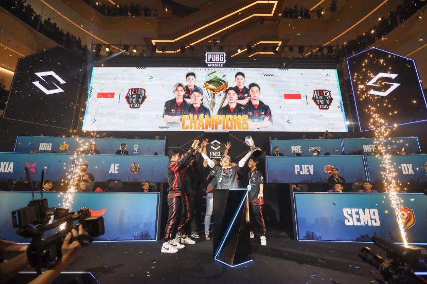 Tim asal Indonesia Alter Ego Ares memenangkan 2023 PUBG Mobile Super League Southeast Asia Fall di Kuala Lumpur, Malaysia.