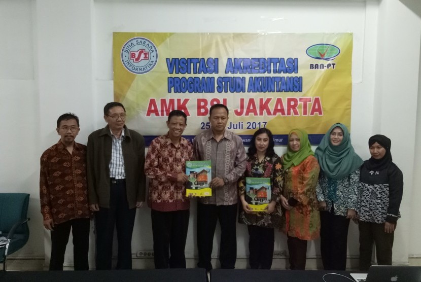 Tim Assesor bersama pimpinan AMK BSI Jakarta.