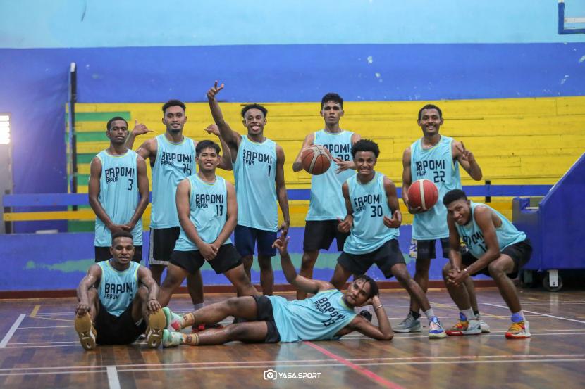 Tim Basket Papua yang akan terjun menghadapi ajang Pekan Olahraga Mahasiswa Nasional XVII Sumatera Barat yang akan berlangsung 17-26 November 2022