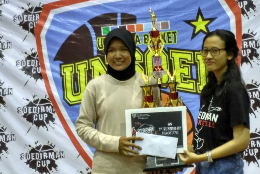 Tim Basket Putri BSI Purwokerto menjadi juara dua Sudirman Cup 2016.