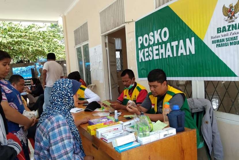 Tim BAZNAS membangun Emergency Center di Palu, Sulawesi Tengah untuk melayani korban gempa selama 24 jam tiap harinya. BAZNAS Emergency Center memberikan layanan medis, evakuasi dan assesment lanjutan.