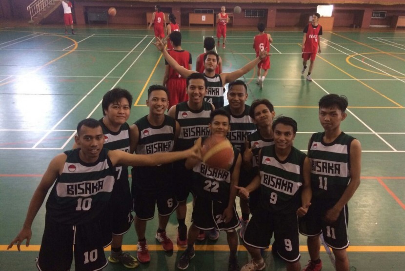 Tim Bisaka (UKM Bola Basket BSI).