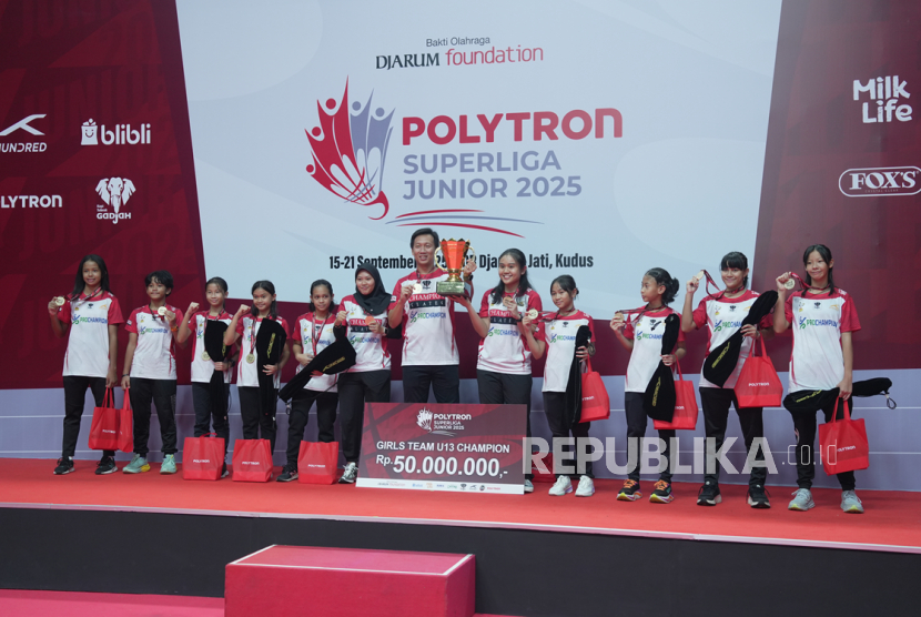 Tim Champion Klaten menjuarai Polytron Superliga Junior 2025 di kategori U-13 Putri setelah mengalahkan Taqi Arena 3-2 dalam pertarungan menegangkan di GOR Djarum, Jati, Kudus, Ahad (21/9/2025) .