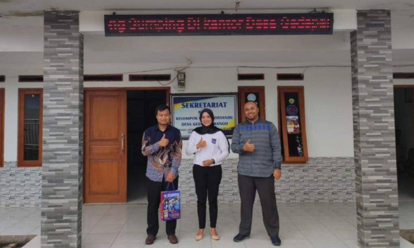 Tim dari Universitas BSI kampus Sukabumi telah melaksanakan survei lokasi kegiatan di Desa Gedepangrango, Sukabumi, pada Rabu (9/11/2022).