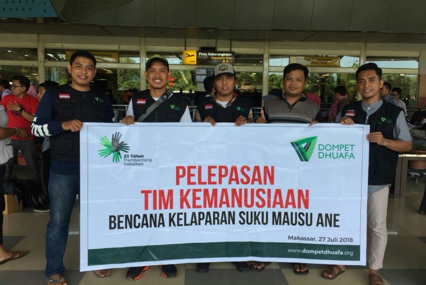 Tim Darurat Gizi Dompet Dhuafa yang akan diberangkatkan ke Maluku Tengah.