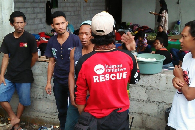 Tim Disaster Risk Management (DRM) PKPU Human Initiative memantau perkembangan Gunung Agung.