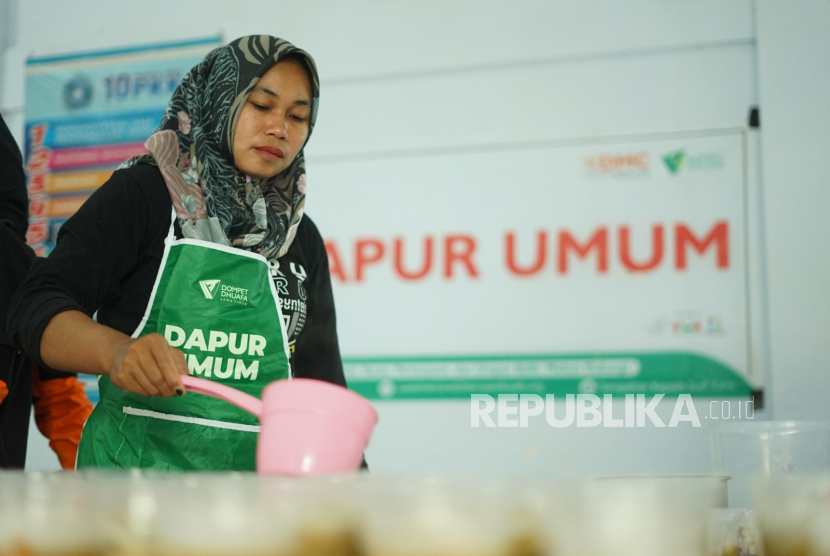 Tim DMC Dompet Dhuafa terus mendistribusikan berbagai bantuan untuk penyintas bencana dari erupsi Semeru hingga Banjarnegara.