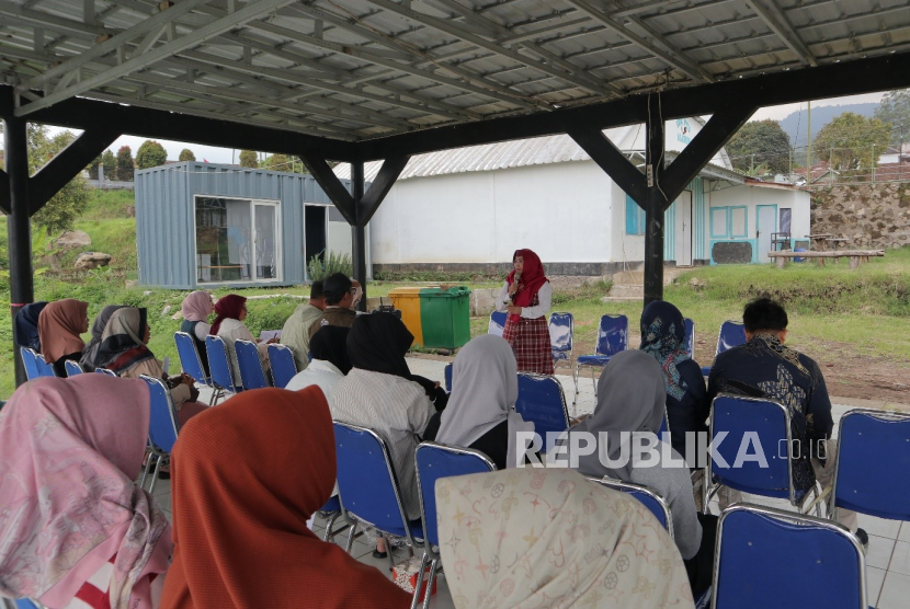 Alamendah Menuju Desa Wisata Halal