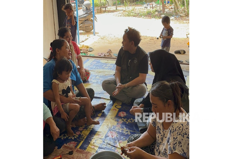 Mak Glowing: Inovasi dari Tangan Pesisir di Ujung Negeri