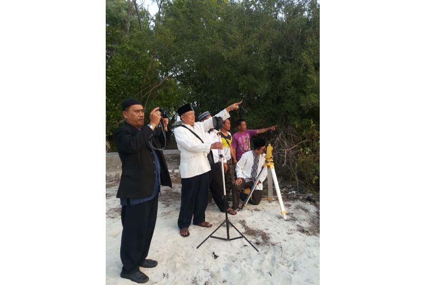 Tim Falakiyah JIC berada di Pulau Karya, Kepulauan Seribu, Jakarta,  Ahad (13/9) sore, untuk melakukan rukyatul hilal awal bulan Dzulhijjah 1436 H.