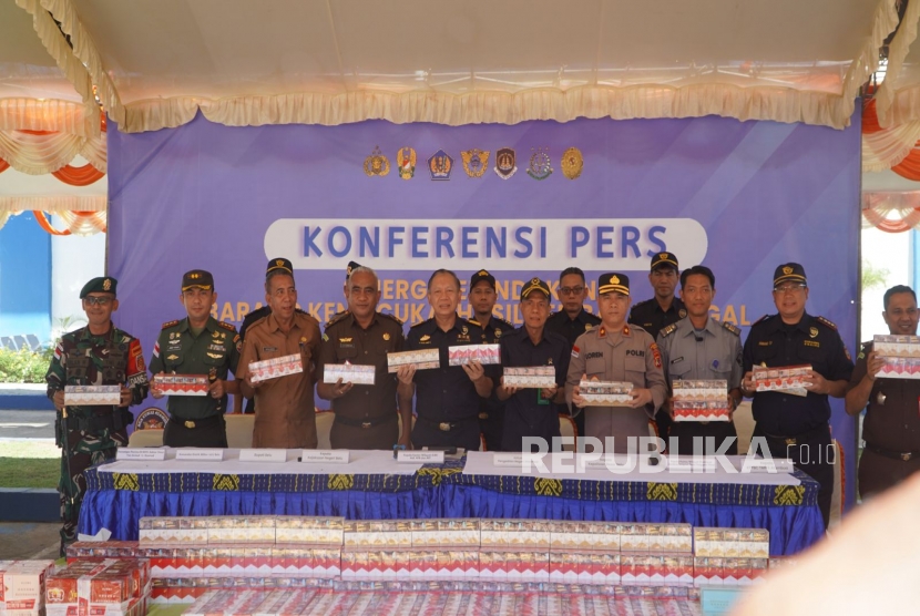 Tim Gabungan Bea Cukai Gagalkan Peredaran 11 Juta Batang Rokok Ilegal