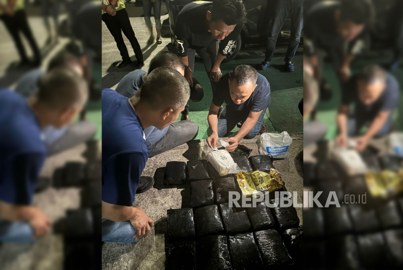 Tim gabungan TNU dan Polri mulai menyelidiki dugaan keterlibatan seorang kurir berinisiala Zm, yang membawa narkoba dari Tanjung Balai menuju Medan, Sumut.