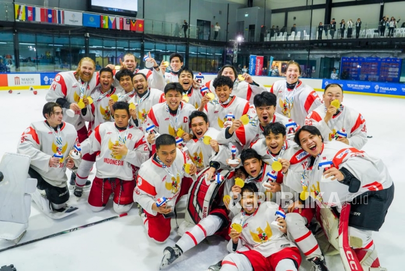 Catat Sejarah Baru, Timnas Hoki Es Indonesia Raih Emas SEA Games 2025