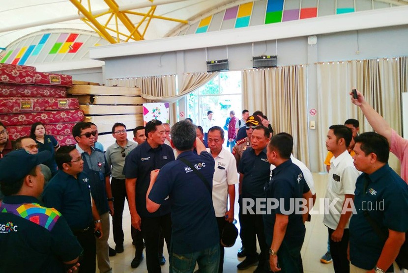 Tim INASGOC yang dipimpin Wakil Ketua Sjafrie Sjamsoeddin, Kamis (5/7) melakukan peninjauan ke komplek Jakabaring Sport City (JSC) dengan didampingi Gubernur Sumatera Selatan (Sumsel) Alex Noerdin.