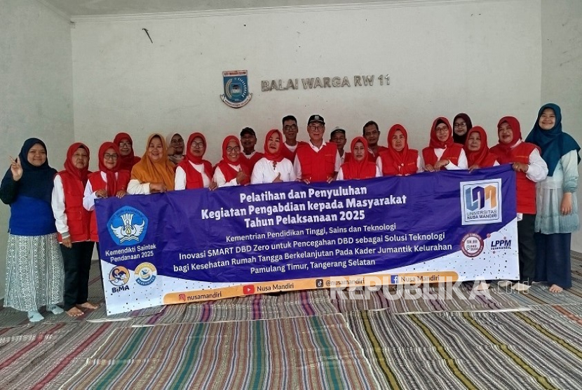 Kader Jumantik Pamulang dibekali aplikasi cerdas oleh UNM agar mereka bisa bekerja lebih cepat, akurat, dan terintegrasi dengan teknologi. 