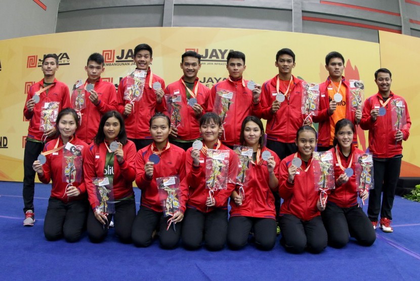 Tim junior Indonesia menjadi runner-up dalam Asia Junior Championships 2017 dengan di final dikalahkan Korea Selatan dengan 2-3, Selasa (25/7).