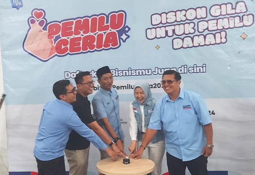 Tim Kampanye Nasional (TKN) Pemilih Muda (Fanta) Prabowo Subianto-Gibran Rakabuming Raka meluncurkan gerakan Pemilu Ceria di Sidoarjo, Jawa Timur, Rabu (3/1/2024).