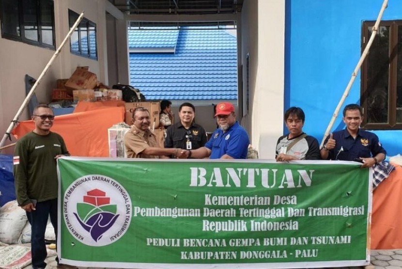 Tim Kemendes PDTT melanjutkan proses rehabilitasi pascabencana di Donggala, Sulawesi Tengah.