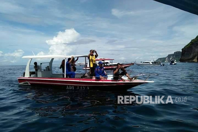 Tim khusus melakukan peninjauan langsung ke lokasi Perairan Manta Point di Nusa Penida. Seorang wisatawan asing asal Inggris bernama Rich Horner sebelumnya mengunggah video dirinya tengah diving di tengah lautan sampah di lokasi. 
