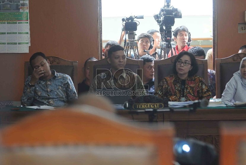Tim kuasa hukum KPK mengikuti sidang praperadilan Budi Gunawan di PN Jakarta Selatan, Jakarta, Selasa (10/2).  (Republika/Agung Supriyanto)