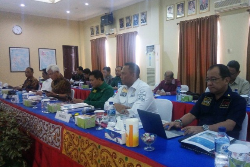 Tim Kunjungan Kerja Komisi III DPR RI melaksanakan kunjungan kerja ke Provinsi Sulawesi Tenggara.