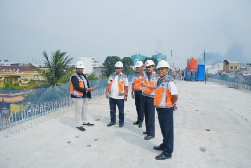 Tim Kunjungan Kerja Komisi V DPR RI dipimpim Ketua Komisi V DPR RI Fary Djemy Francis melakukan peninjauan pembangunan proyek strategi nasional di Sumatra Utara.