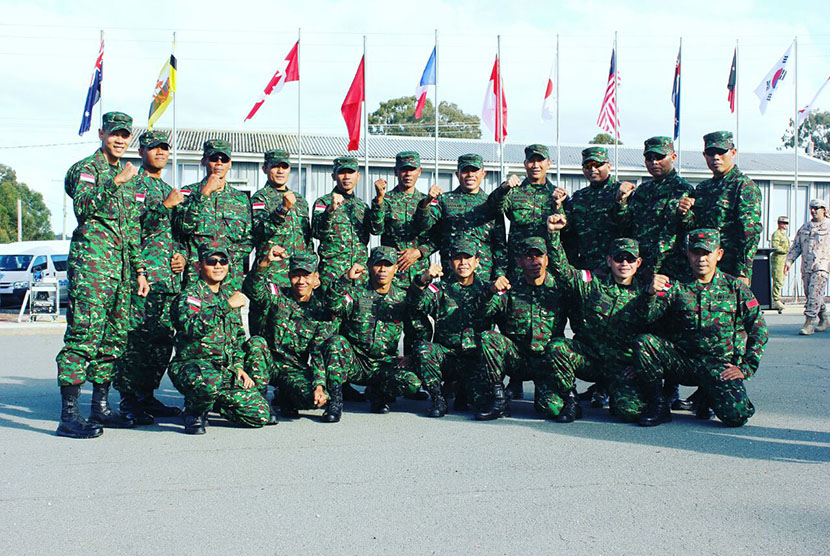 Kontingen TNI AD menerima penghargaan di ajanng AASAM.