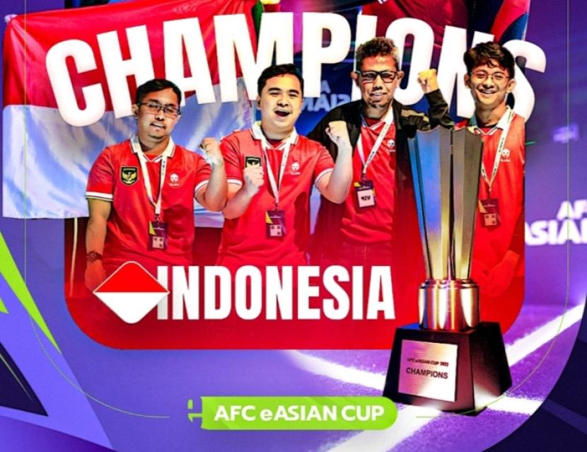 Tim nasional (Timnas) eFootball kembali ke Indonesia setelah menyabet juara pada kompetisi Piala Asia Esports AFC eAsian Cup Qatar 2023.