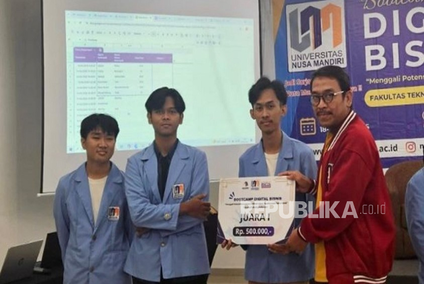 OOGIV, Aplikasi Pintar Pembuat Soal Buatan UNM Sabet Juara 1 Pitching Bisnis Digital