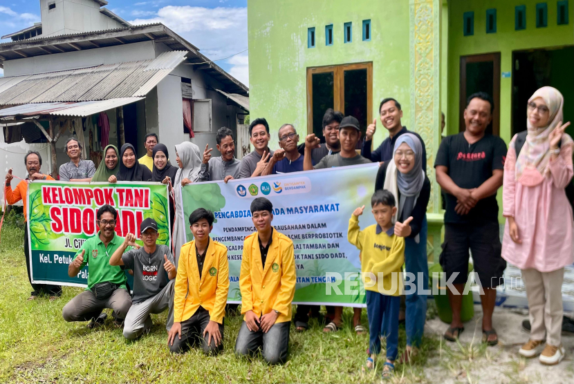 Ubah Limbah Jadi Cuan, Dosen UPR Latih Petani Produksi Tepache dari Kulit Nanas