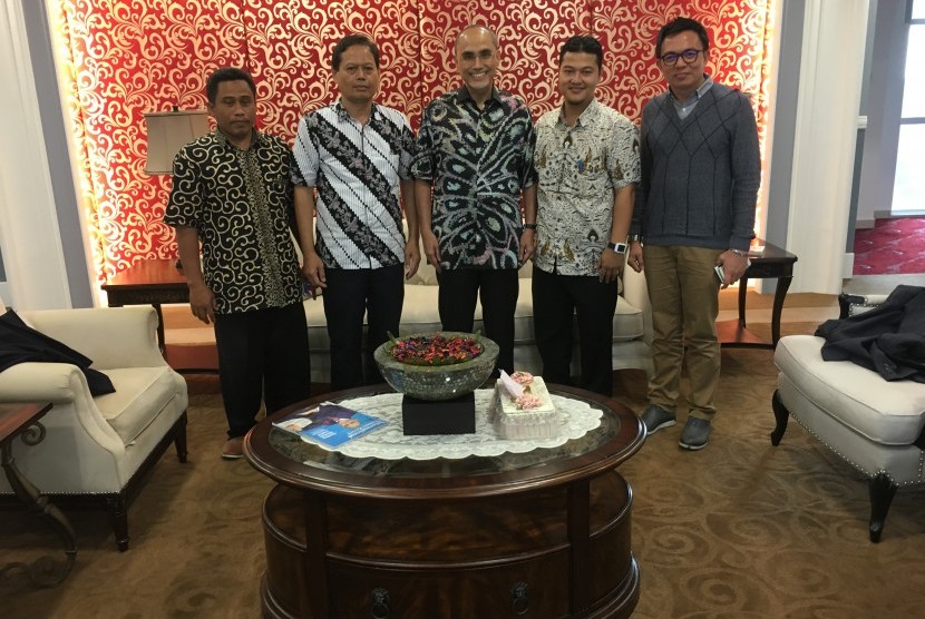 Tim Polimedia diterima oleh  tim Managament dan Science University (MSU) Malaysia.