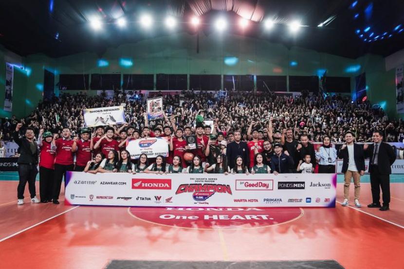 Tim putra SMA Al-Izhar Pondok Labu sukses merebut gelar Honda DBL with Kopi Good Day 2023 DKI Jakarta Series - South Region.