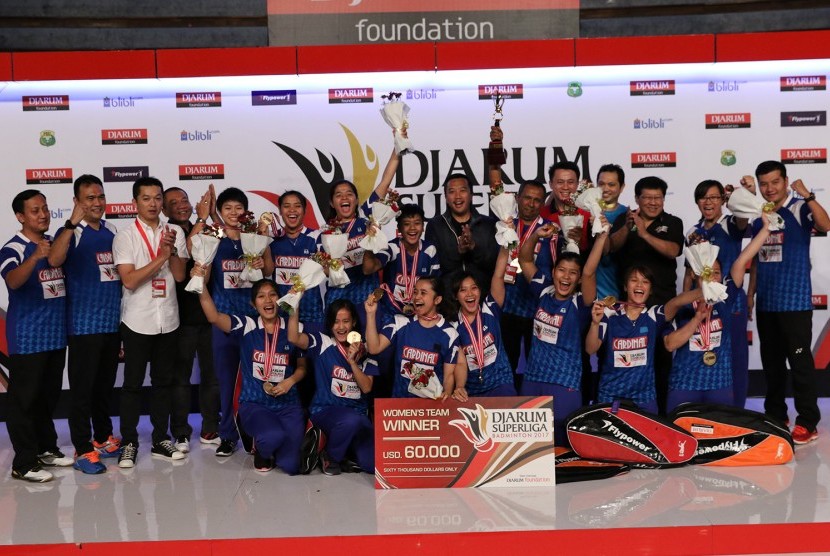 Tim putri Mutiara Cardinal Bandung menjadi juara Djarum Superliga Badminton 2017 yang merupakan pertama kalinya bagi klub ini.
