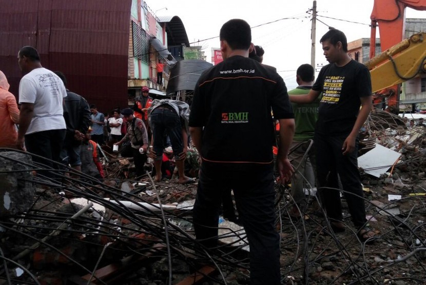 Tim Relawan BMH Peduli Bencana Nusantara telah tiba di Pidie Jaya, tepatnya di Pusat Kota Meureudu, Ibu Kota Kabupaten Pidie Jaya pada 7 Desember 2016