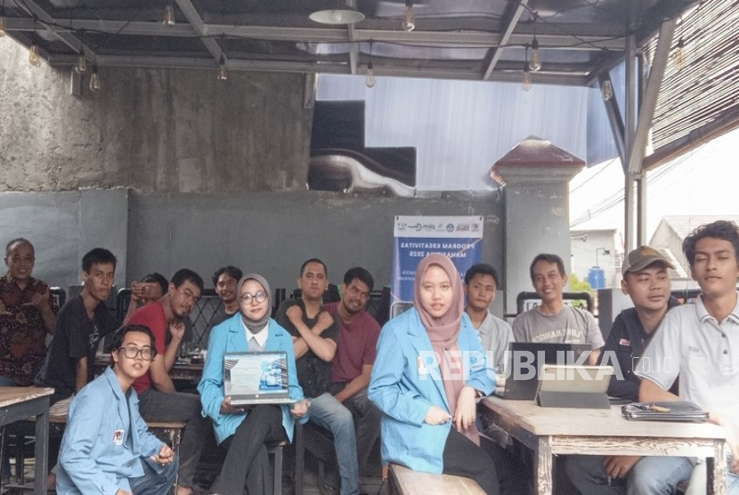  Tim Samja In Frame, bagian dari Program Kreativitas Mahasiswa Pengabdian Masyarakat Inovatif (PKM-PI) Universitas Nusa Mandiri (UNM) sukses menggelar Pelatihan Pembuatan Konten Instagram untuk Meningkatkan Brand Awareness.