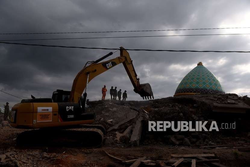Masjid Jamiul Jamaah salah satu masjid yang rusak akibat gempa bumi di Bangsal, Lombok Utara, NTB. (ilustrasi)