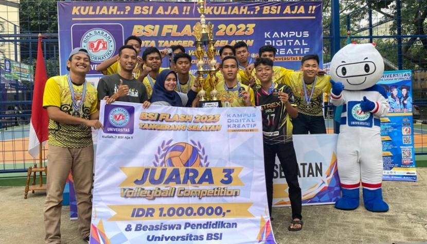 Tim Voli SMAN 11 Kabupaten Tangerang berhasil meraih juara 3 dalam kompetisi Sport Competition BSI Flash 2023.